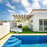 Villa Costa Adeje * 阿德耶