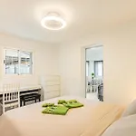 Villa Costa Adeje 阿德耶