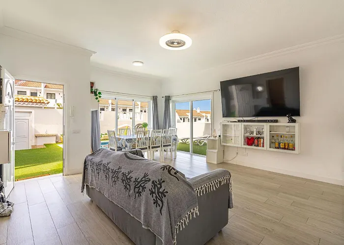 Вілла Villa Costa Adeje